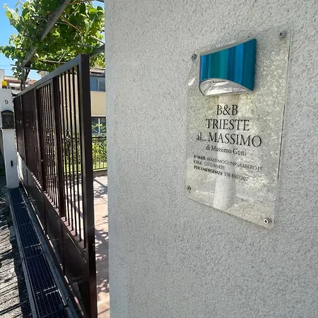Casa Indipendente Con Giardino Privato E Posto Macchina Gratuito Prázdninový dům *