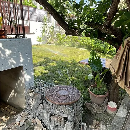 Casa Indipendente Con Giardino Privato E Posto Macchina Gratuito ترييستي