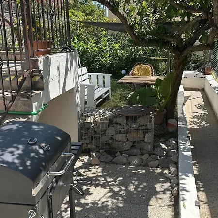 Beb Al Massimo Casa Indipendente Con Giardino Privato E Posto Macchina Gratuito